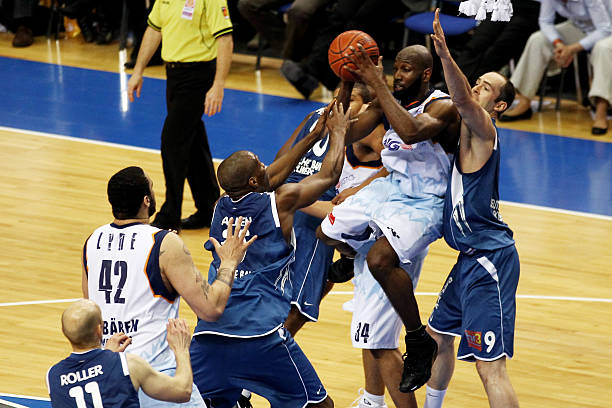 掘金对爵士 掘金对爵士