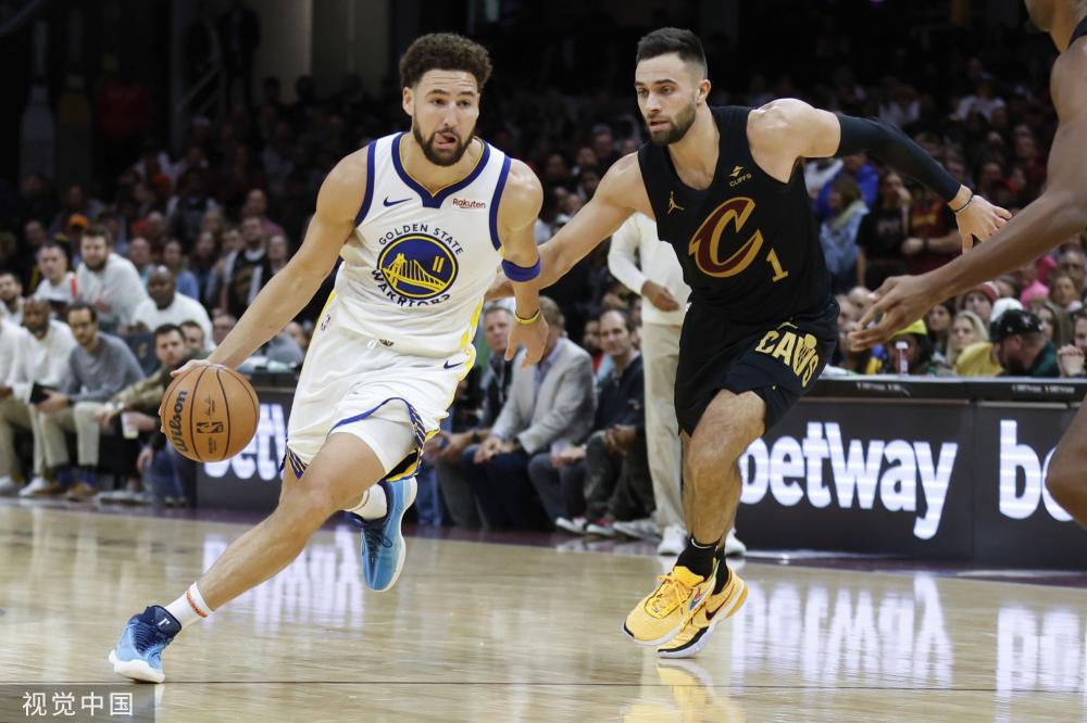 层并不急于 层并不急于